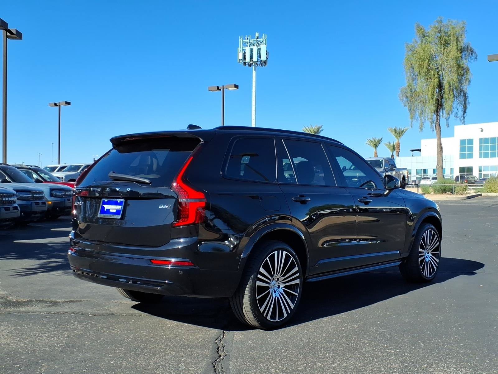 Used 2026 Volvo XC90 B6 Ultra w/ Lounge Package AWD/4WD image 6