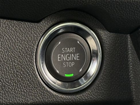 New 2026 Chevrolet Traverse LT image 18