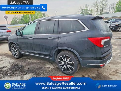 Used 2021 Honda Pilot Touring image 3