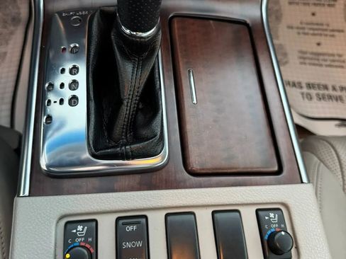 Used 2008 INFINITI M35 M35x Sedan 4D w/ Technology Pkg image 19