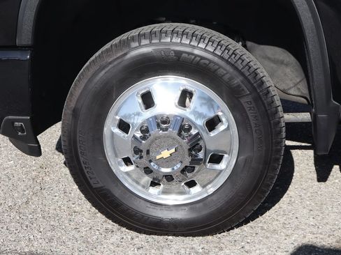 Used 2024 Chevrolet Silverado 3500 High Country w/ High Country Premium Package AWD/4WD image 57