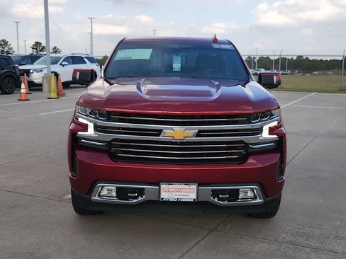 Used 2022 Chevrolet Silverado 1500 High Country w/ Technology Package image 9