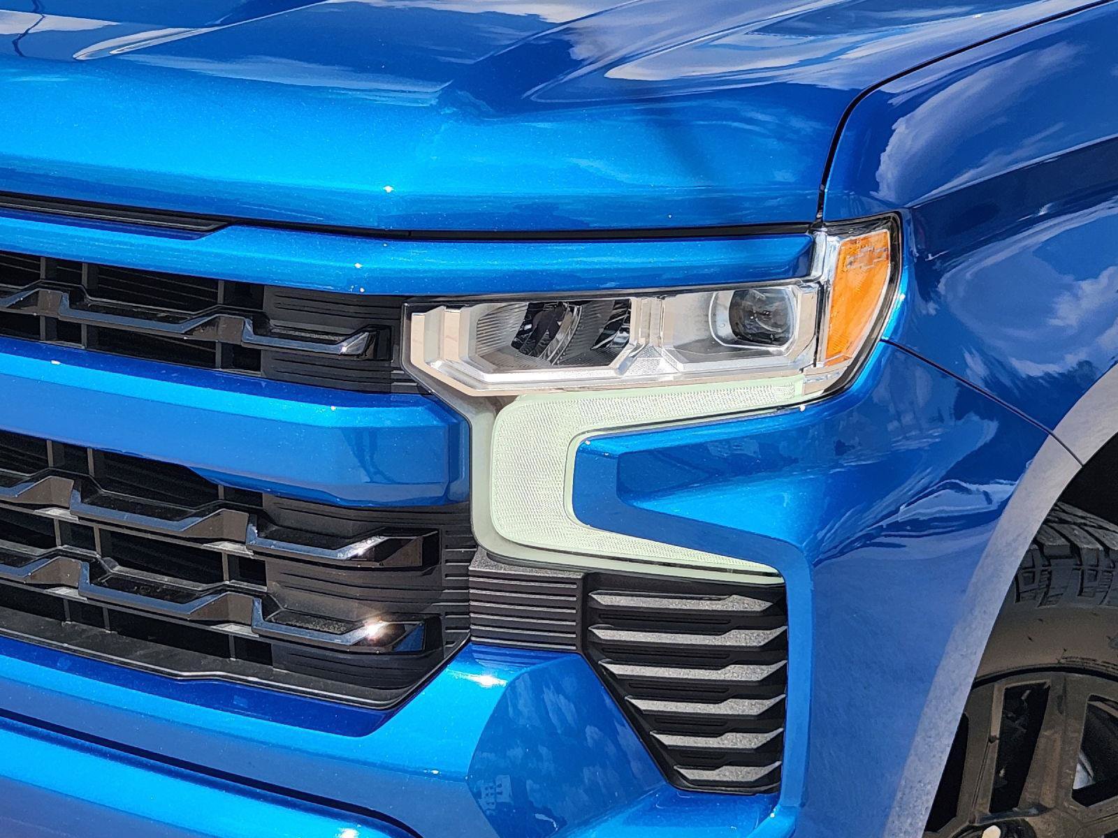 Used 2024 Chevrolet Silverado 1500 RST AWD/4WD image 9