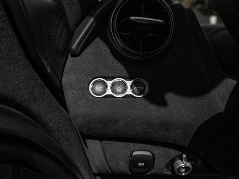 New 2026 McLaren 750S Spider image 19