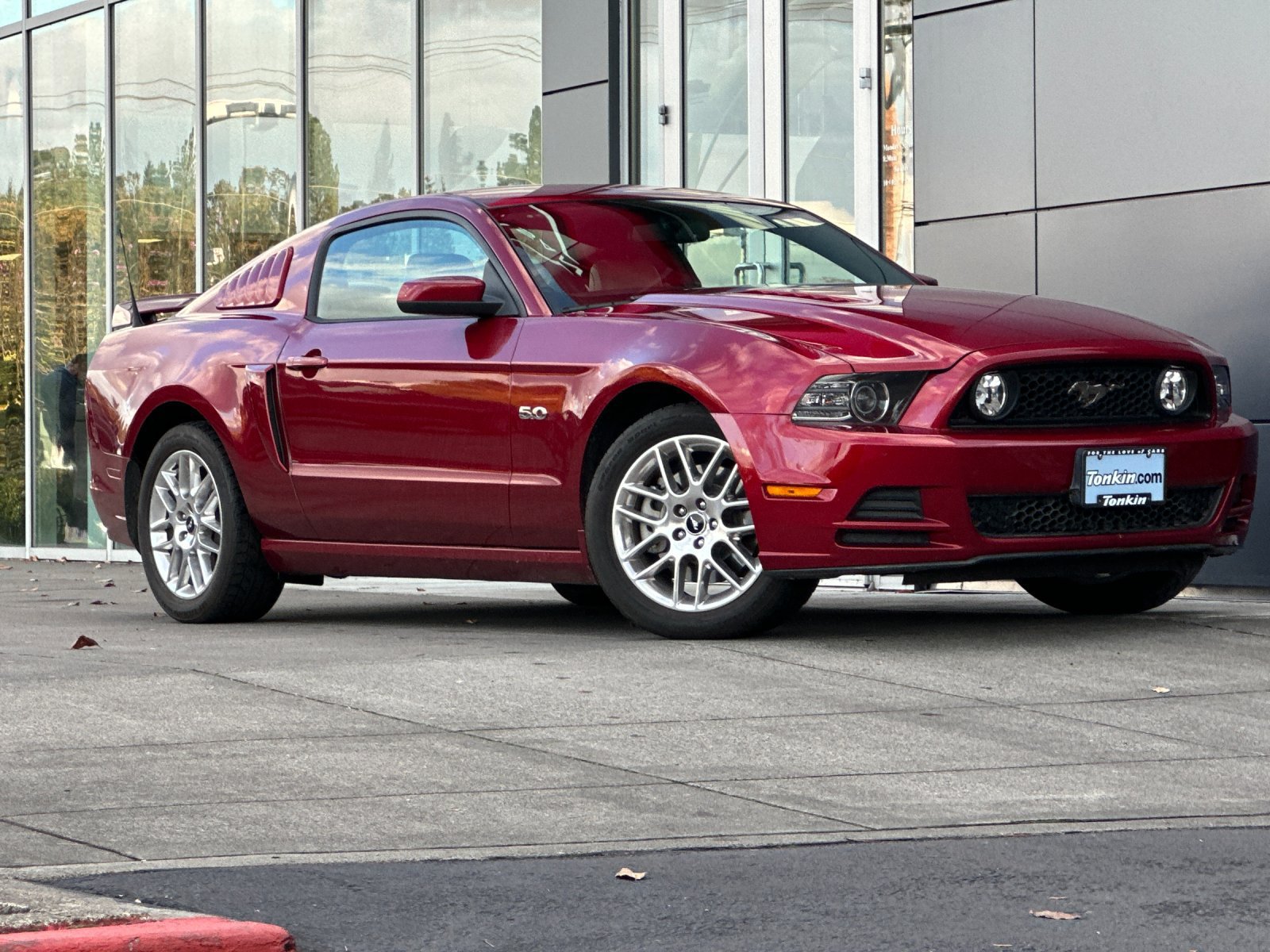 Used 2014 Ford Mustang GT Premium w/ Electronics Package RWD image 2