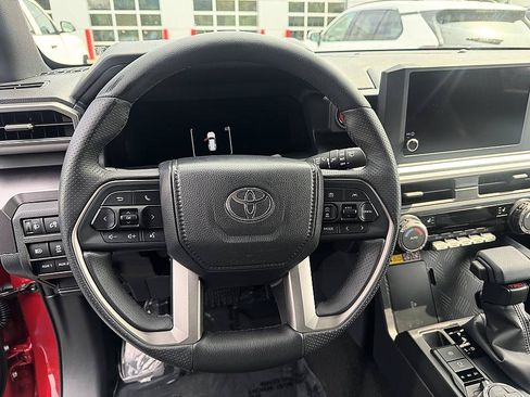 Certified 2026 Toyota 4Runner TRD Off-Road AWD/4WD image 12