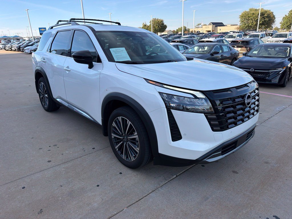 Used 2026 Nissan Pathfinder Platinum w/ Cargo Package AWD/4WD image 7