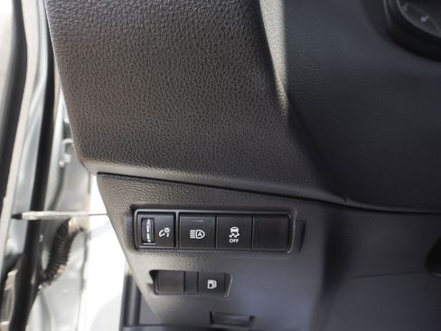 Used 2024 Toyota Corolla Cross AWD Hybrid image 16