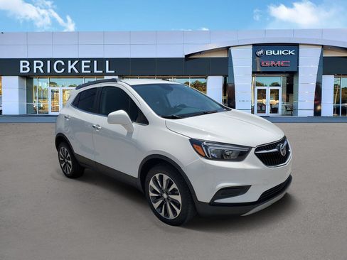Used 2022 Buick Encore Preferred w/ Safety Package FWD image 2