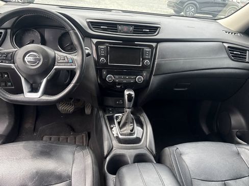 Used 2019 Nissan Rogue SL FWD image 4