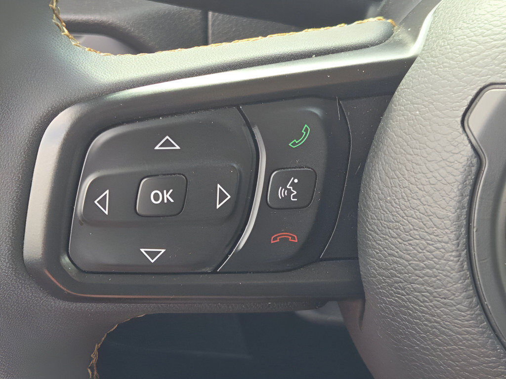 Used 2024 Jeep Wrangler Unlimited Sport AWD/4WD image 30