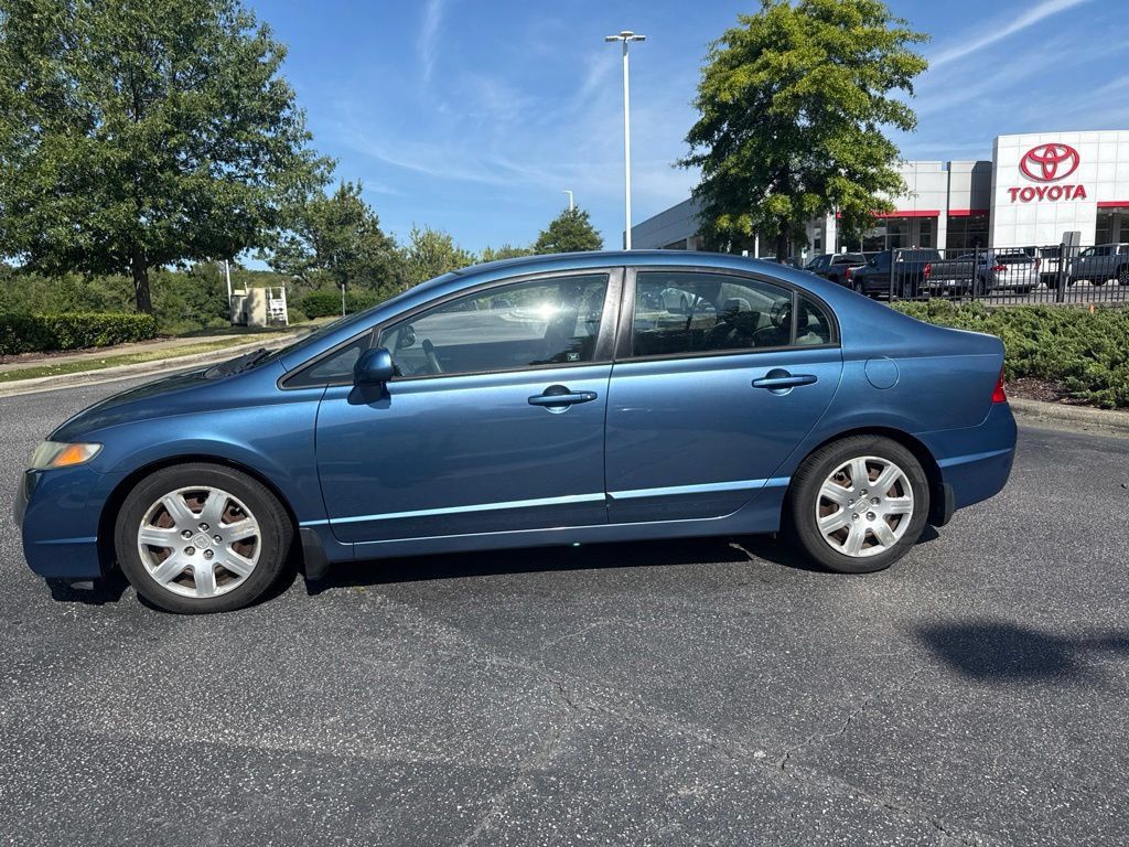 Used 2010 Honda Civic LX image 3