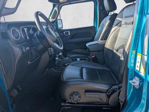 Used 2020 Jeep Wrangler Unlimited Sahara AWD/4WD image 16
