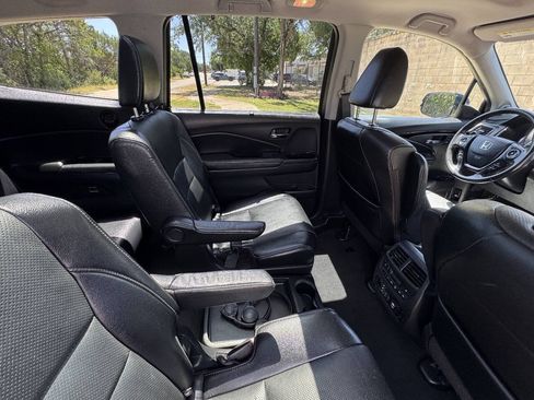 Used 2018 Honda Pilot Elite image 31
