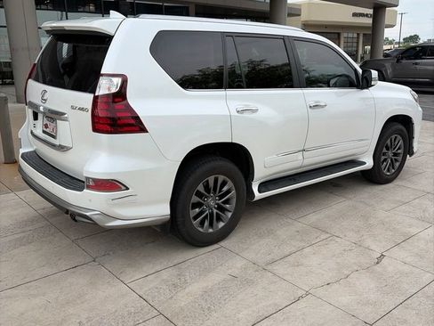 Used 2017 Lexus GX 460 Premium AWD/4WD image 9