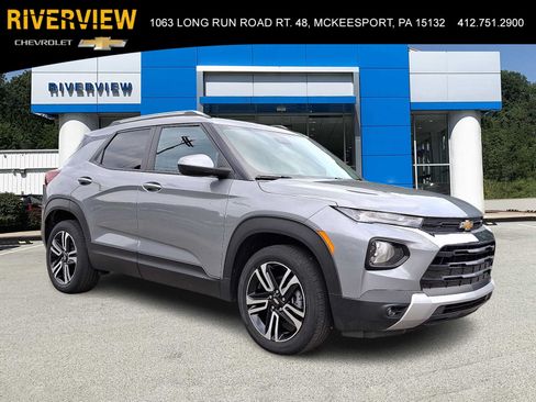 Used 2023 Chevrolet TrailBlazer LT FWD image 1