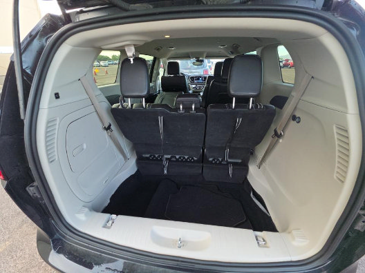 Used 2024 Chrysler Pacifica Limited FWD image 15