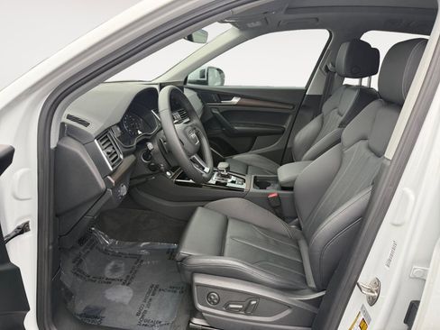 Certified 2025 Audi Q5 2.0T Premium image 10