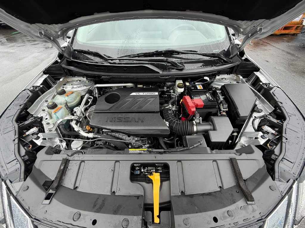 Used 2023 Nissan Rogue SV AWD/4WD image 26