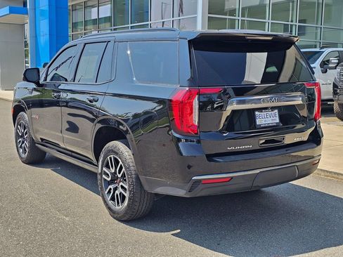 Used 2024 GMC Yukon AT4 w/ AT4 Premium Package AWD/4WD image 3