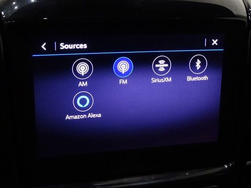 Used 2020 Chevrolet Traverse Premier image 40