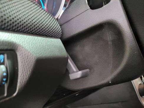 Used 2016 Chevrolet Cruze LT image 33