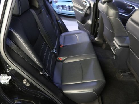 Used 2020 Toyota RAV4 XLE Premium image 15