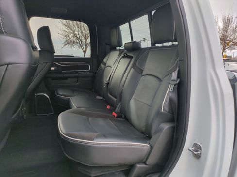 Used 2025 RAM 2500 Laramie image 30