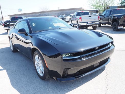 New 2025 Dodge Charger R/T w/ Quick Order Package 25M R/T image 4