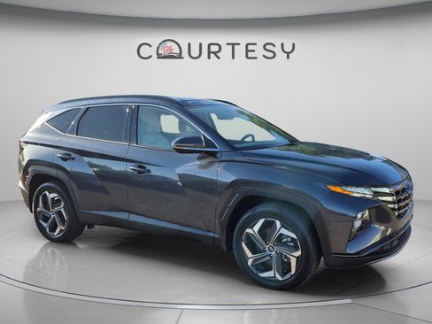 Certified 2024 Hyundai Tucson Limited AWD/4WD image 7