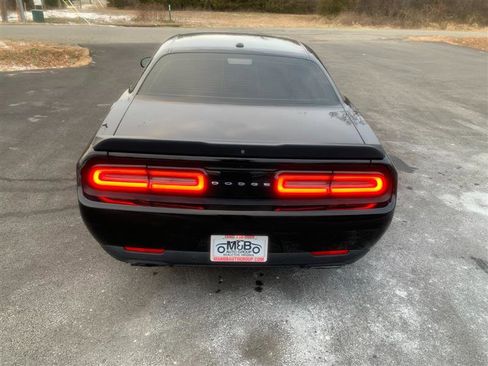 Used 2020 Dodge Challenger R/T image 6