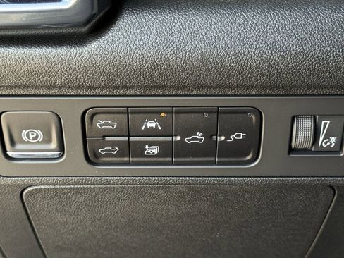 New 2026 GMC Hummer EV 4x4 Crew Cab image 16