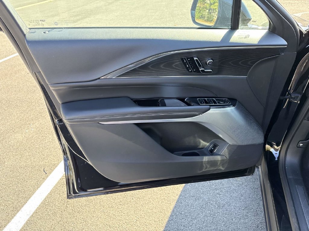 Used 2024 Cadillac Lyriq Sport w/ LPO, Floor Liner Package AWD/4WD image 28