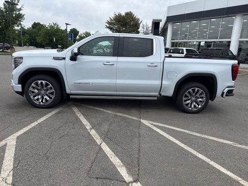 New 2026 GMC Sierra 1500 Denali w/ Denali Reserve Package AWD/4WD image 2