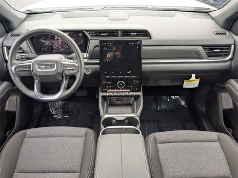 New 2026 GMC Terrain Elevation w/ LPO, Floor Liner Package image 17