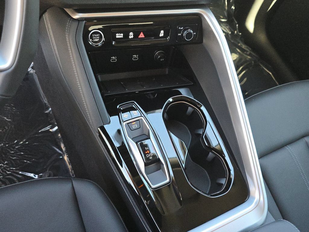 New 2026 Audi Q5 Premium AWD/4WD image 28