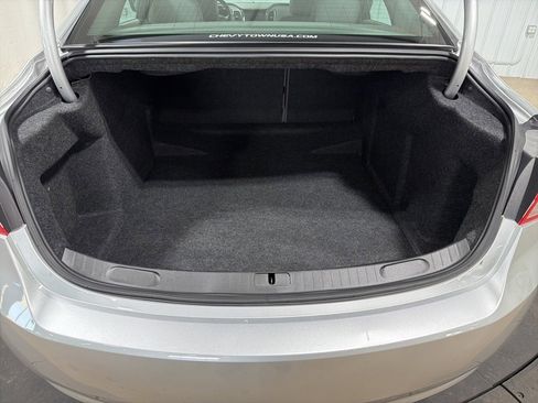 Used 2019 Chevrolet Impala LS image 8