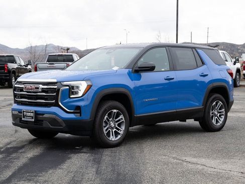 Used 2025 GMC Terrain Elevation image 8