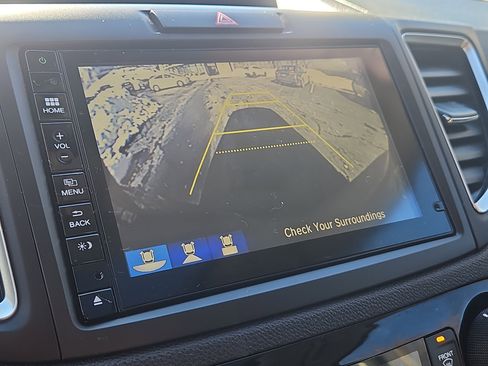 Used 2015 Honda CR-V Touring image 9