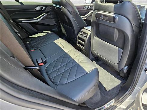 Certified 2026 BMW X5 xDrive40i w/ M Sport Package AWD/4WD image 18