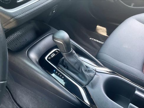 Used 2025 Toyota Corolla SE FWD image 16