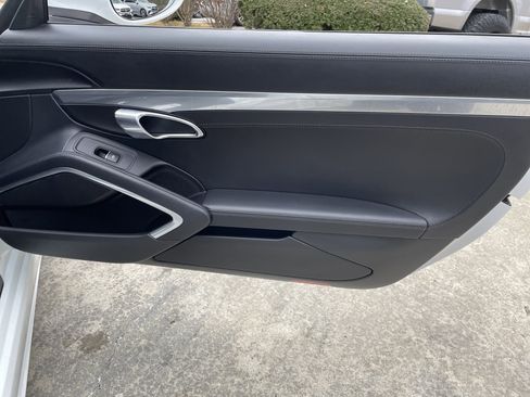 Used 2017 Porsche 718 Boxster S image 49