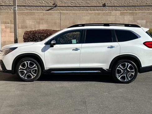 Used 2023 Subaru Ascent Touring AWD/4WD image 7