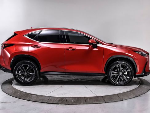 Used 2024 Lexus NX 450h+ AWD w/ Vision Package image 8