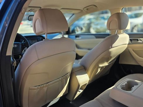 Used 2016 Hyundai Sonata SE image 25