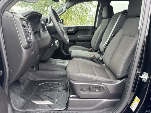 Used 2025 Chevrolet Silverado 1500 Custom image 23