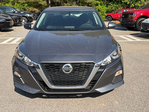 Used 2019 Nissan Altima 2.5 S FWD image 3
