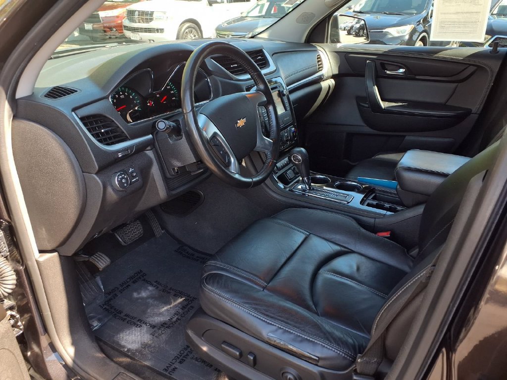 Used 2016 Chevrolet Traverse LT FWD image 16