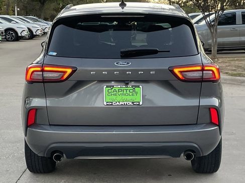 Used 2023 Ford Escape ST-Line image 5