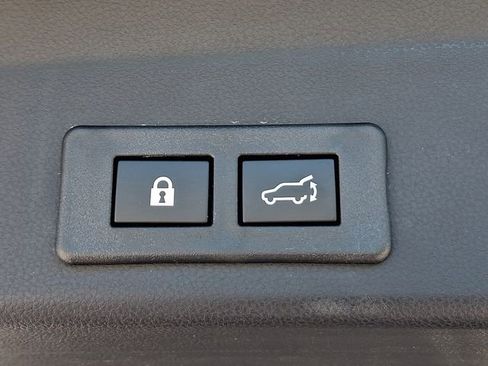 Used 2024 Subaru Ascent Touring AWD/4WD image 31